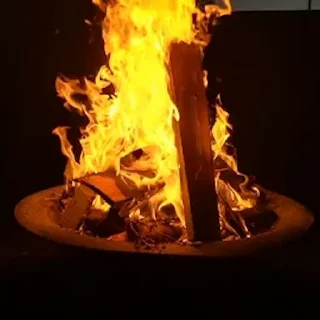 타오르는 불꽃 (Fire)