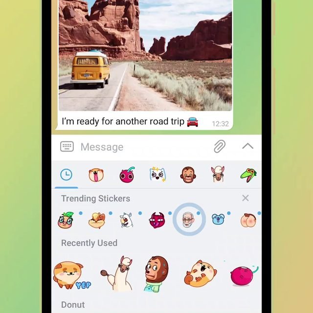 Trending Stickers 실시간 트렌드 · 원클릭 추가 · 아티스트 작품 · PC 직장인 센스 꿀팁 텔레그램을 사용하다 보면 남들이 쓰는